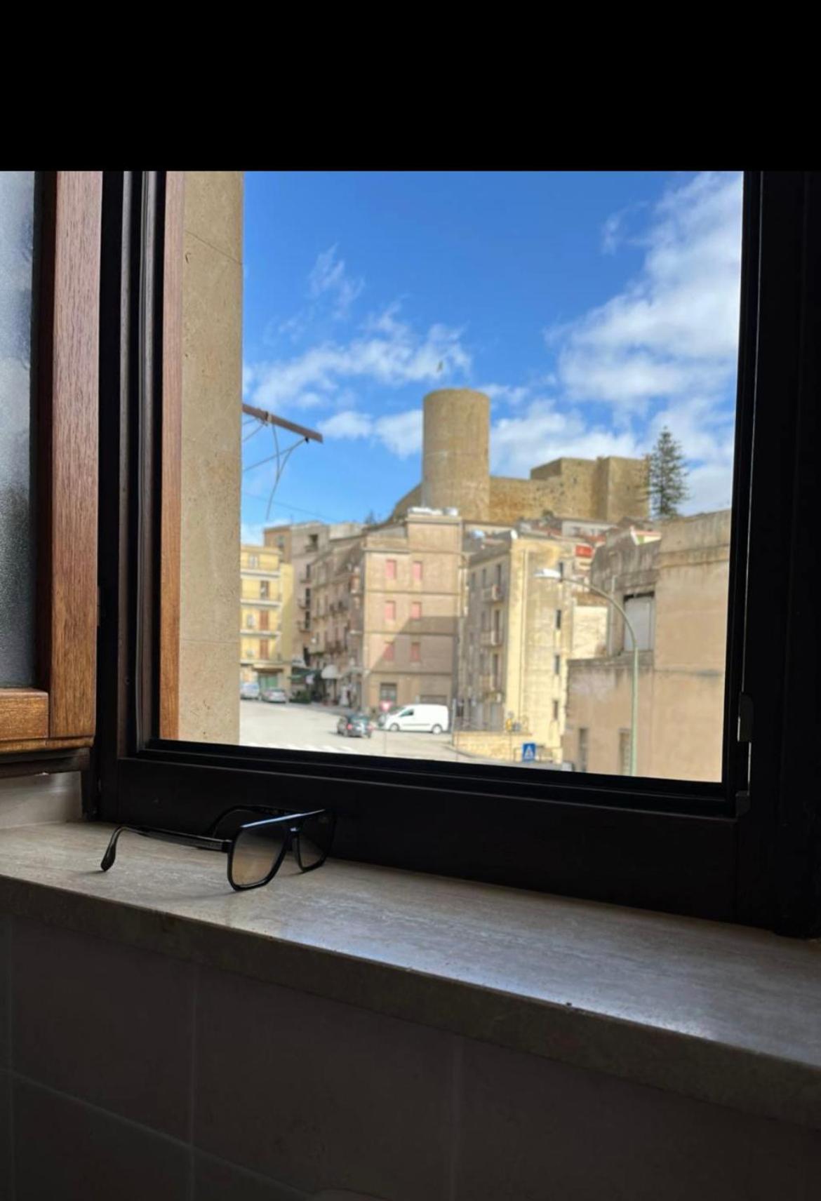 Holiday Home Castle Salemi - Casa Vacanze Εξωτερικό φωτογραφία