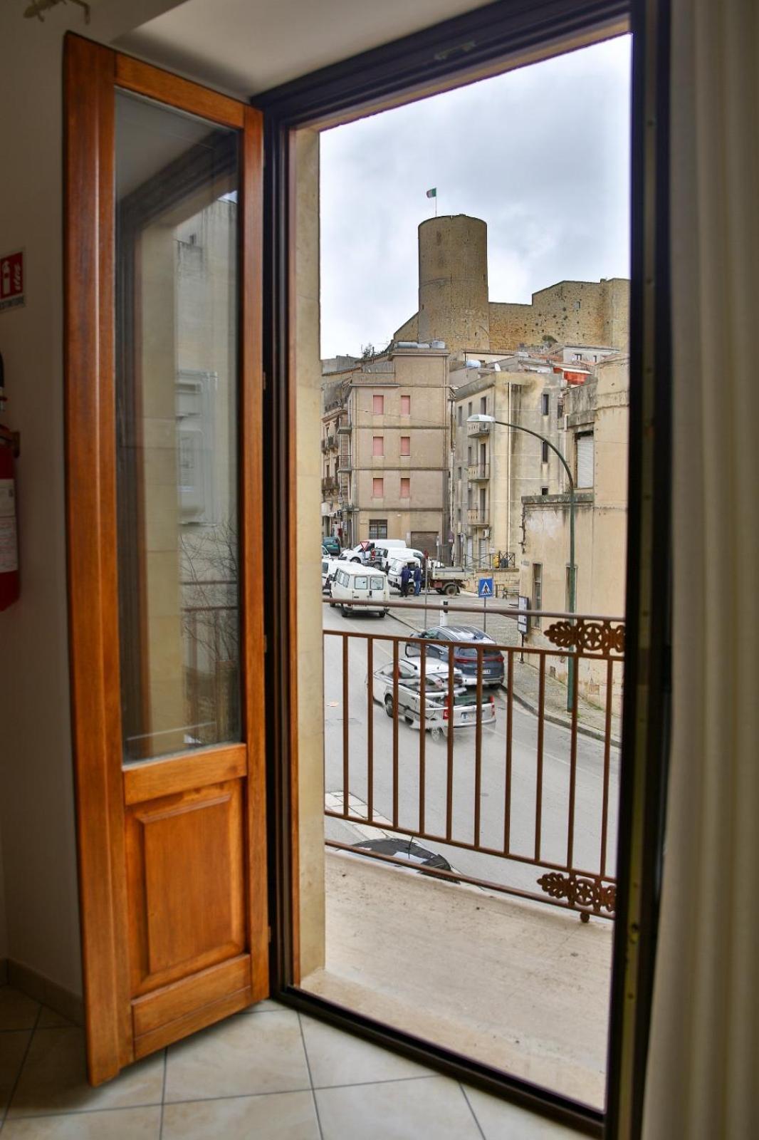 Holiday Home Castle Salemi - Casa Vacanze Εξωτερικό φωτογραφία